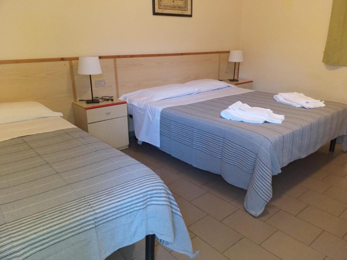 Hotel Lupo Di Mare Marina di Castagneto Carducci Eksteriør bilde