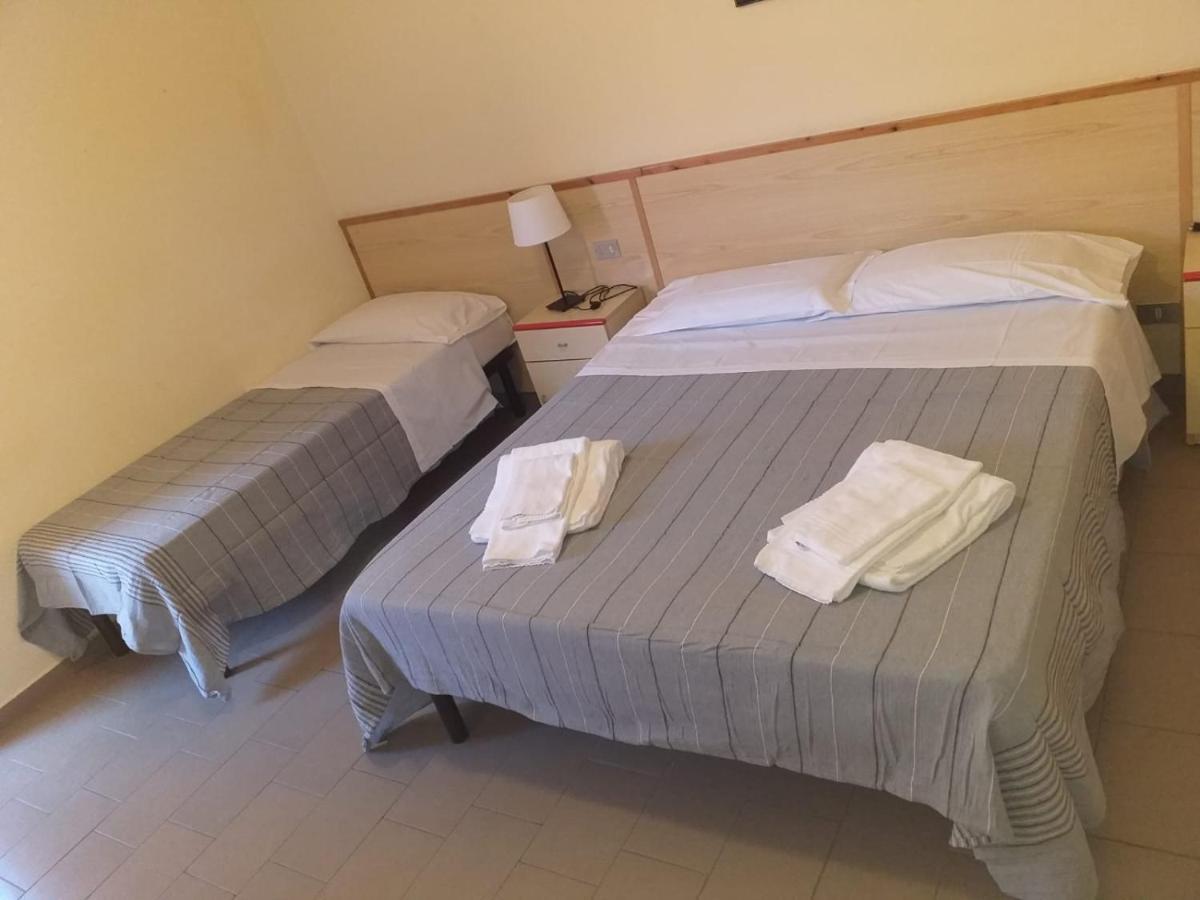 Hotel Lupo Di Mare Marina di Castagneto Carducci Eksteriør bilde